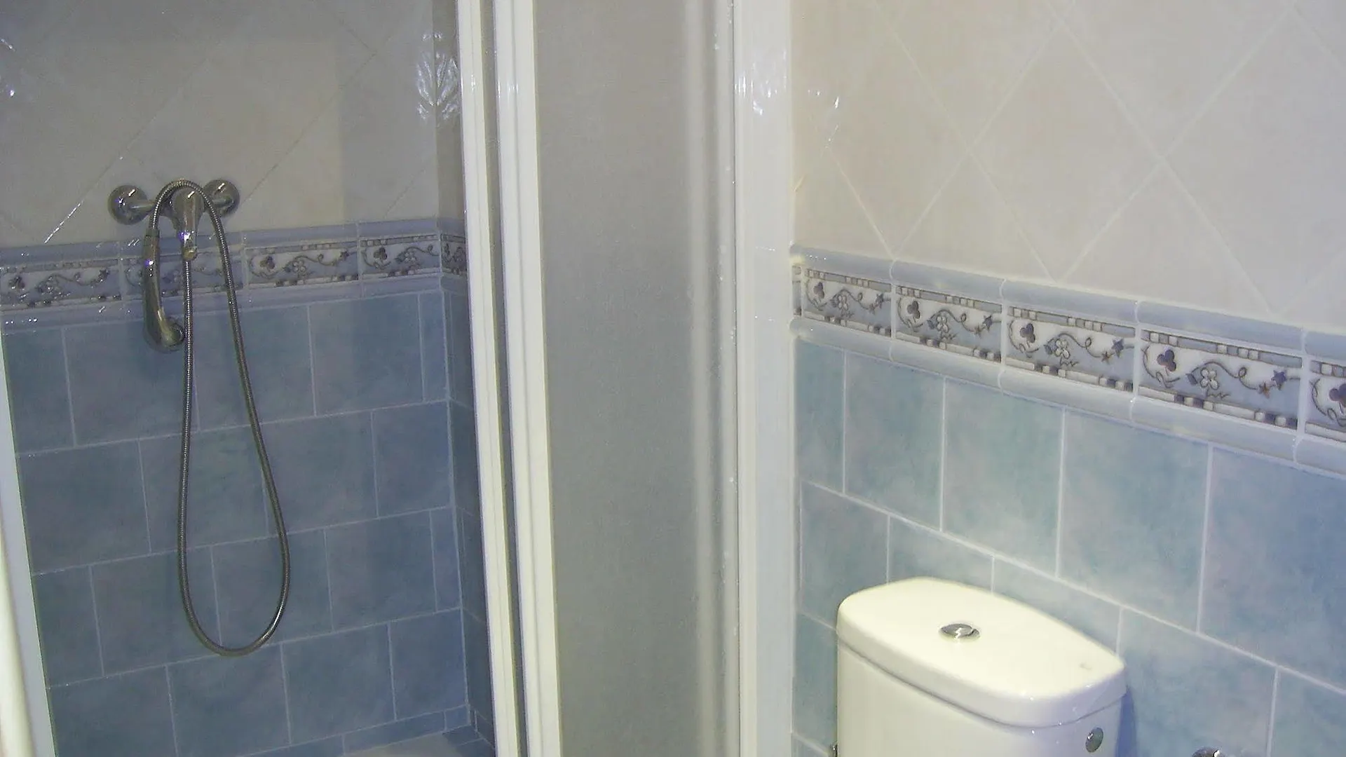 Apartman Apartamentos El Barrio Nerja