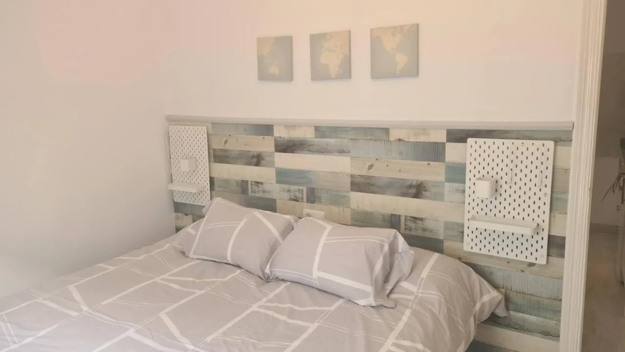 Apartamentos El Barrio Нерха