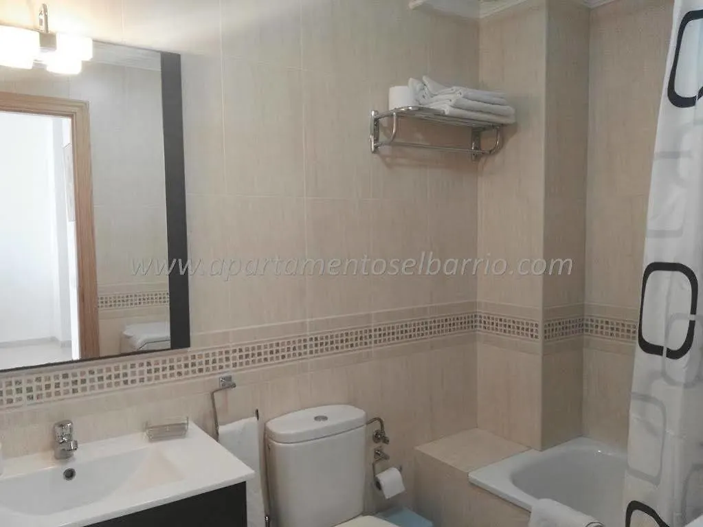 Апартаменты Apartamentos El Barrio Нерха