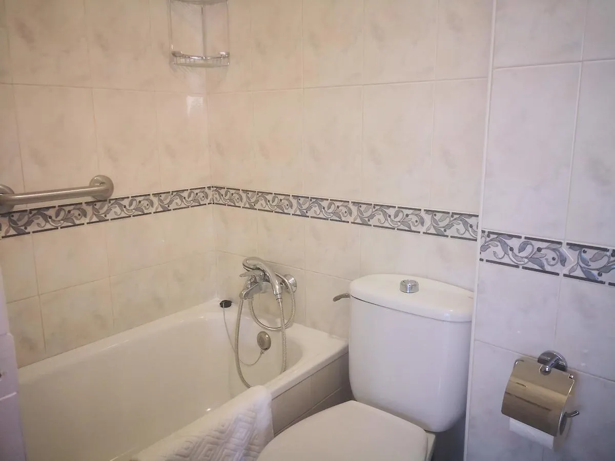 Apartamentos El Barrio Нерха Апартаменты