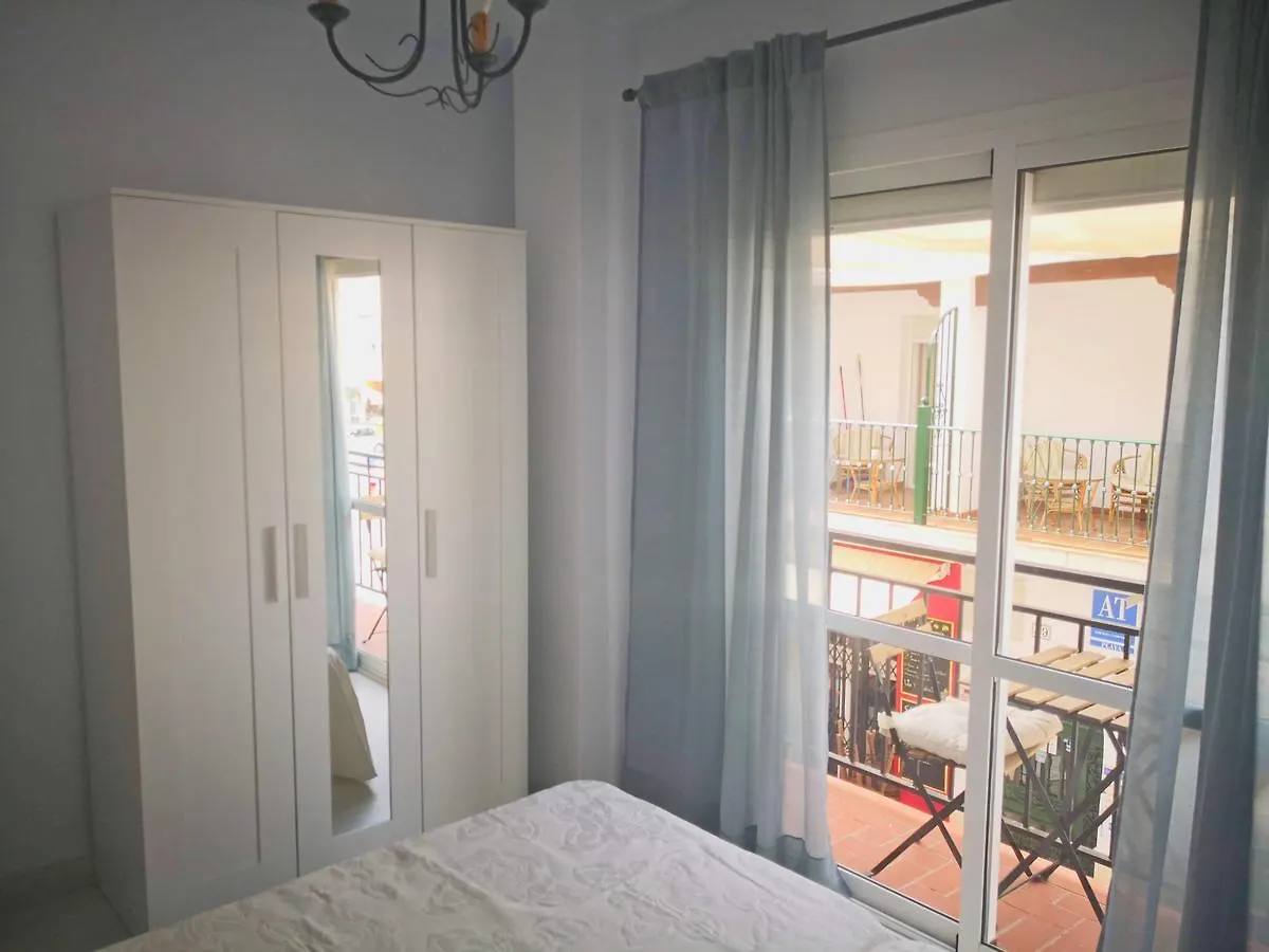 Апартаменты Apartamentos El Barrio Нерха Испания